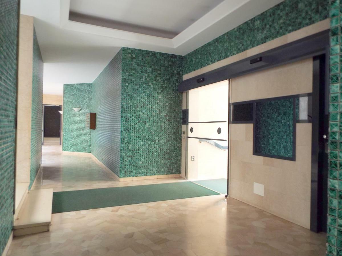 Lacaralele Apartment Milano Eksteriør billede